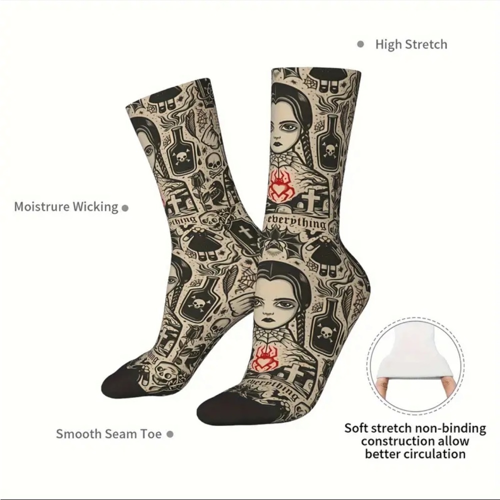 π Pair Of Harajuku Vintage Style Wednesday Addams Crew Socks - Streetwear - Picture 3 of 8